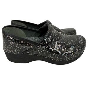 Dansko Professional XP 2.0 Clog Shoe Black Patent Spray Paint EU Size 37